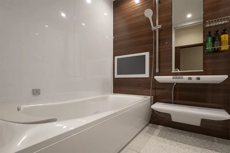 バスルーム（打たせ湯、TV） / 稲毛 葬儀｜ハートホール稲毛海岸
