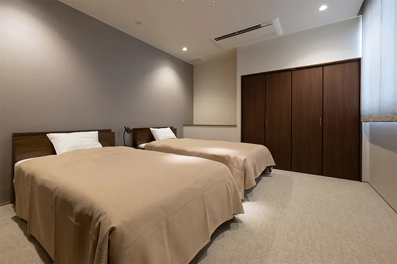 親族控室 ベッドルーム / 行徳 葬儀｜セレモ行徳駅ホール